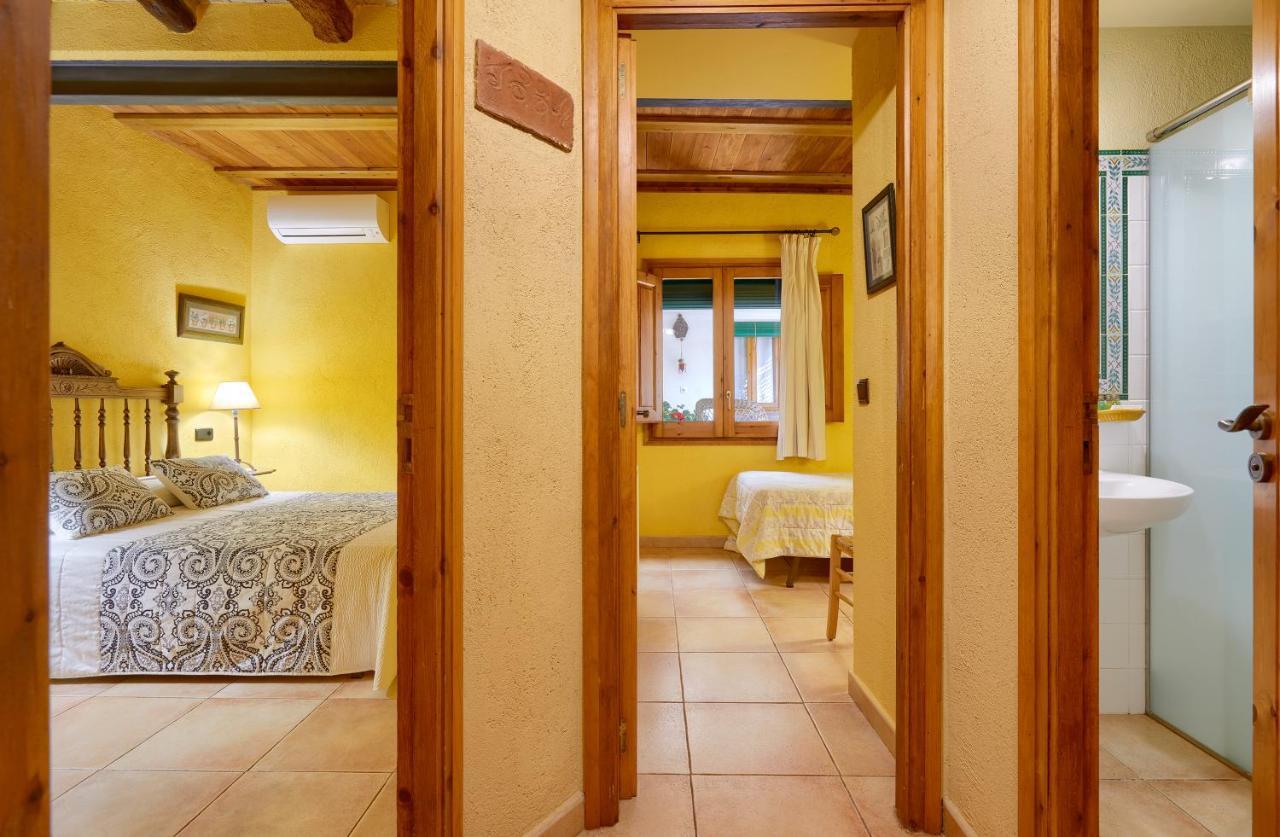 Casa Rural Can Coll Garriguella Kültér fotó