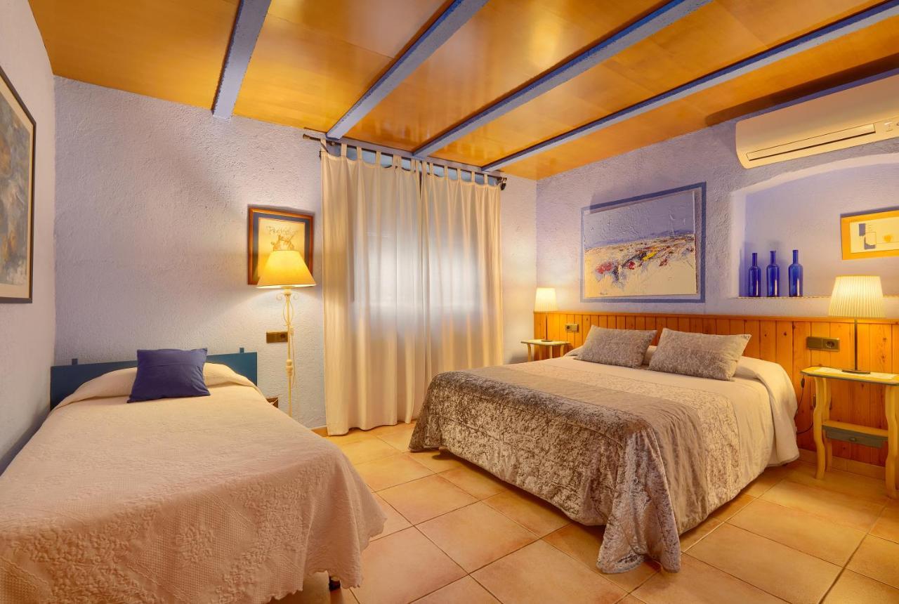 Casa Rural Can Coll Garriguella Kültér fotó