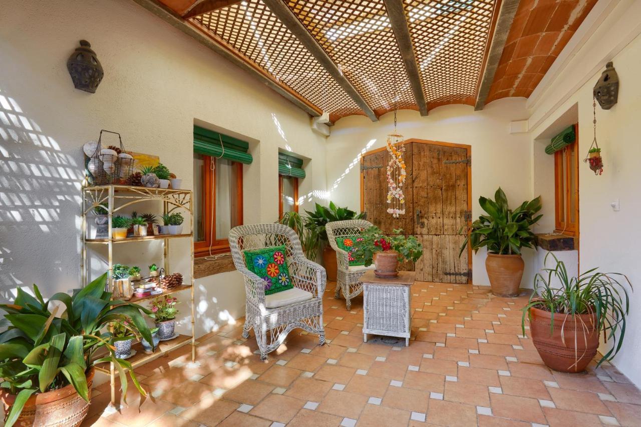 Casa Rural Can Coll Garriguella Kültér fotó