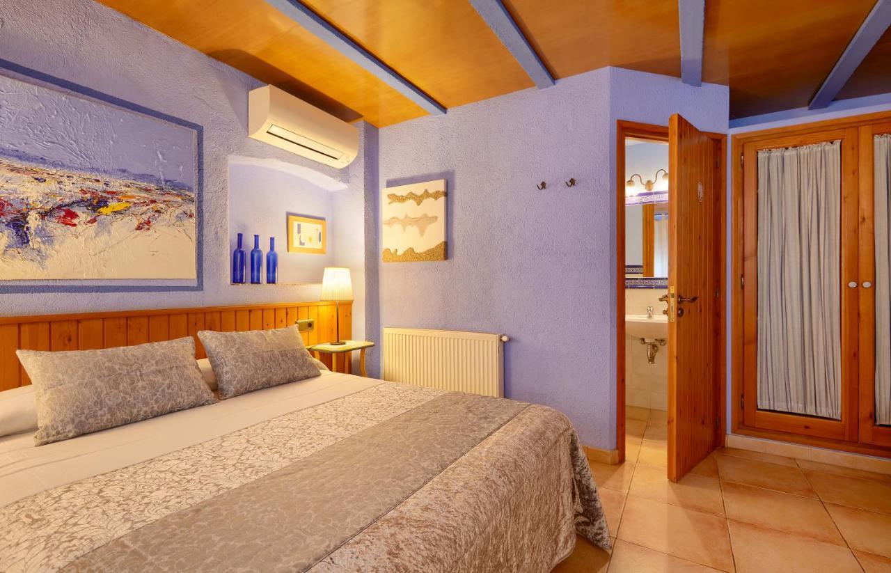 Casa Rural Can Coll Garriguella Kültér fotó