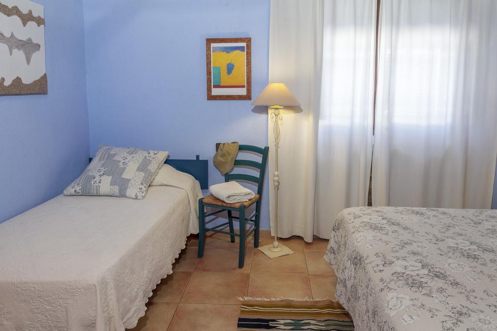 Casa Rural Can Coll Garriguella Kültér fotó