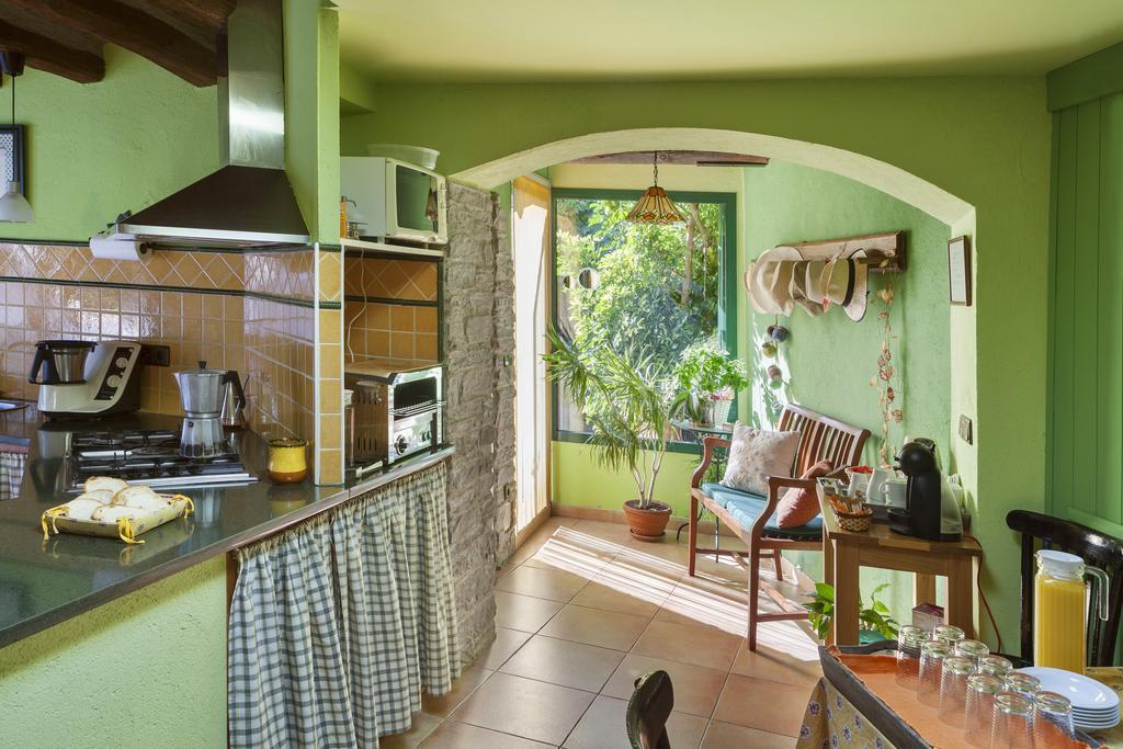 Casa Rural Can Coll Garriguella Kültér fotó